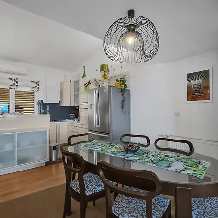 Apartment Dalmatia Oblutak Makarska