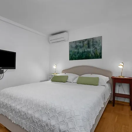 Dalmatia Oblutak Apartment Makarska