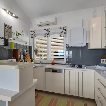 Dalmatia Oblutak Makarska