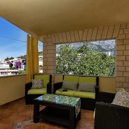 Apartment Dalmatia Oblutak *